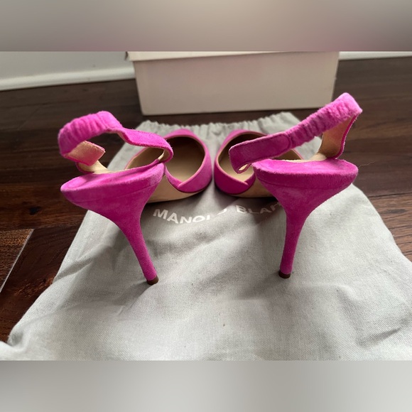 Manolo Blahnik Slingback Heels - Picture 2 of 5